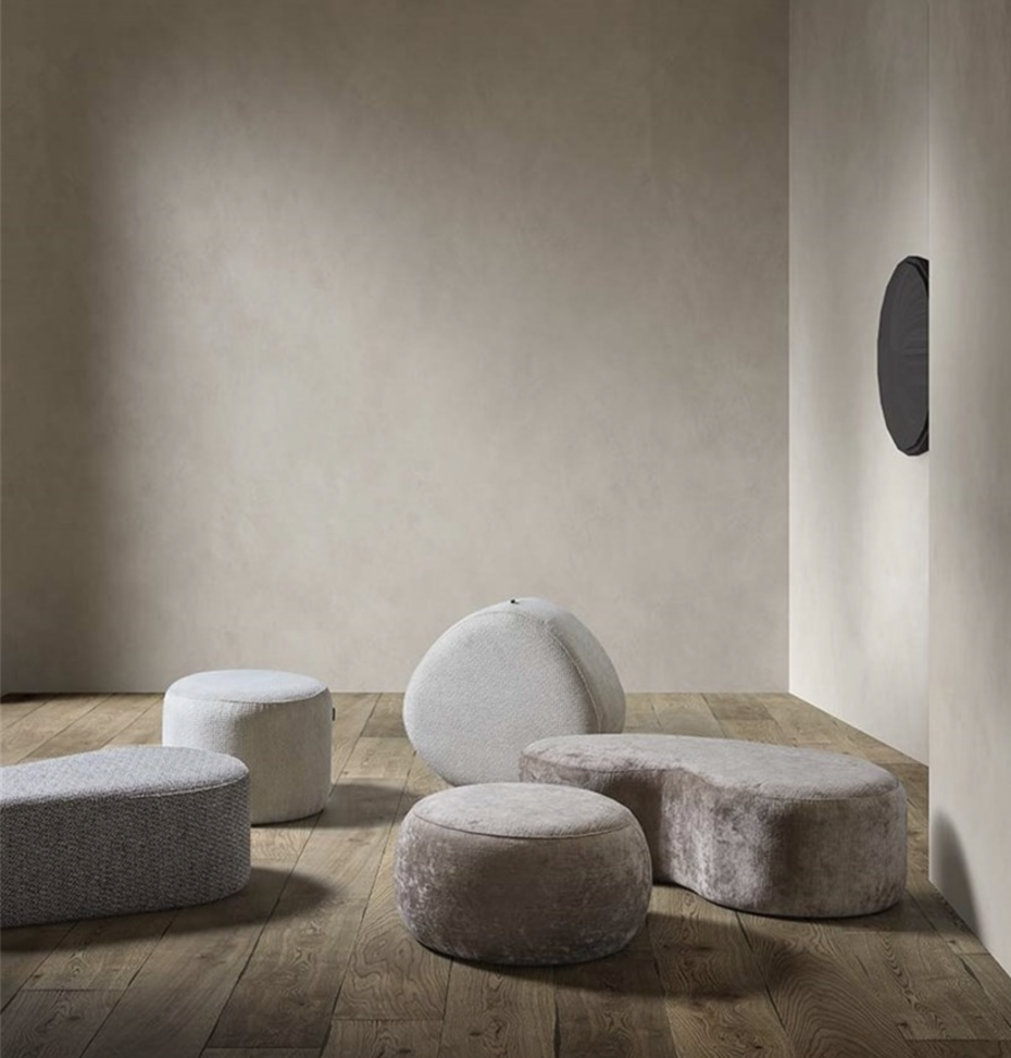 Castle Line poef Niro organische vorm @ LIVING-shop, stijlvol